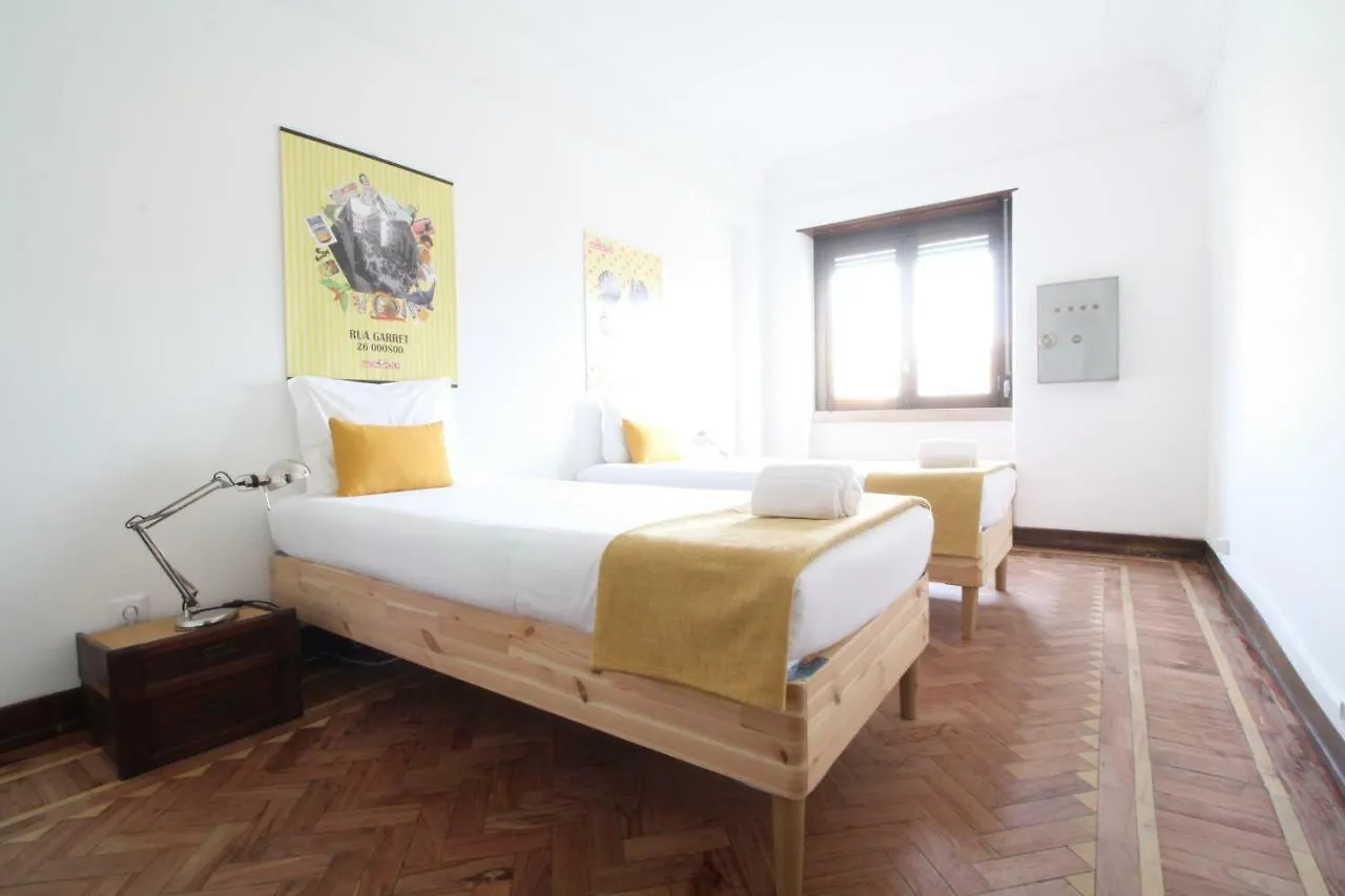 Central Terrace In Lisbon For Groups Apartment