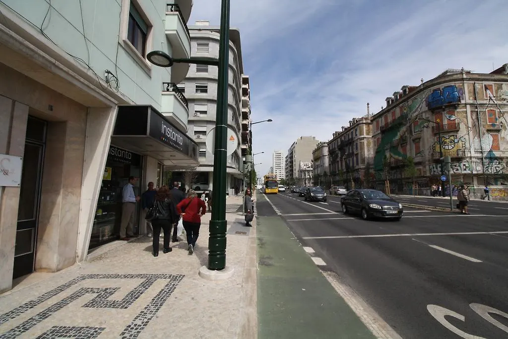Central Terrace In Lisbon For Groups Apartment
