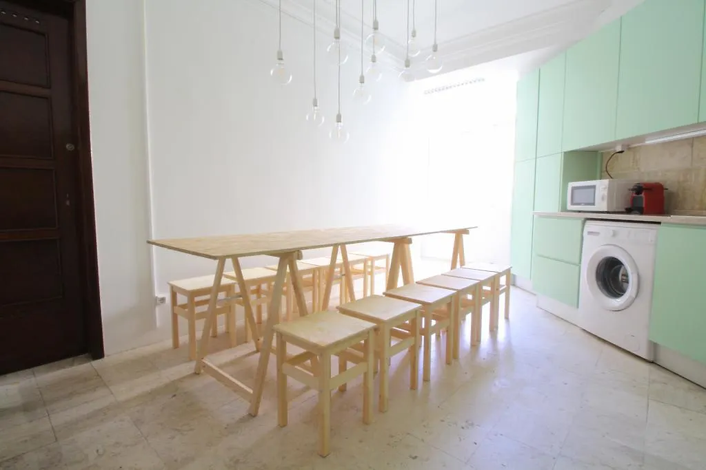 Central Terrace In Lisbon For Groups Apartment